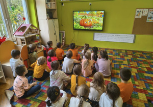 oglądamy bajke o dyni
