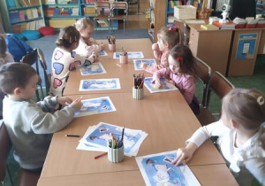 Grupa IV w bibliotece