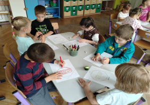 truskawki przy pracy