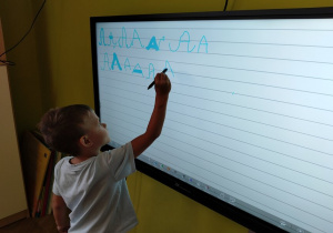 piszemy literkę na ekranie