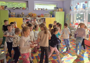 Zabawa ruchowa - emocje