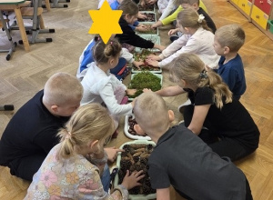 Jesienna Ścieżka Sensoryczna - w ramach realizacji projektu "Jestem Małym Przyjacielem Przyrody".