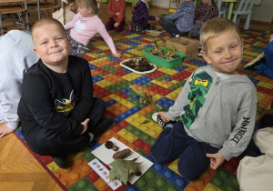 dzieci układają rytmy