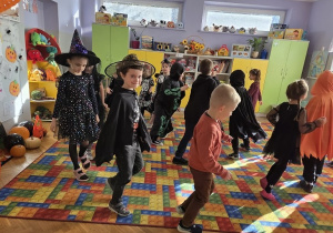 taniec z Czarownicą