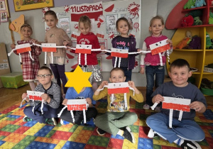 pokaz powstałych prac plastycznych