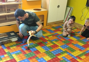 wypróżnienie węża