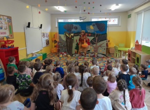 Teatrzyk "Pani Jesień dary niesie" w naszym przedszkolu