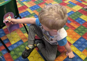 grupa Motylek poznaje cyfrę 2