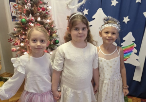 Aniołki śpiewają kolędy