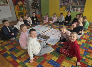 Pomagamy ptakom przetrwać zimę.