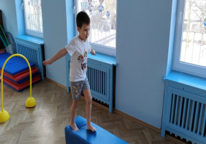 pokonujemy tor przeszkód