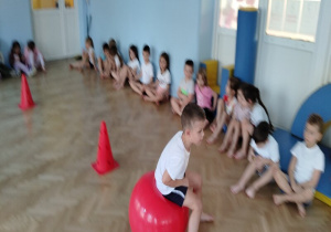 pokonujemy tor przeszkód