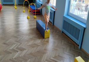 pokonujemy tor przeszkód