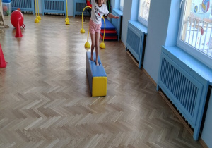 pokonujemy tor przeszkód