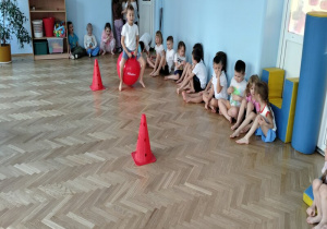 pokonujemy tor przeszkód