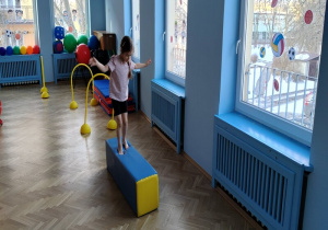 pokonujemy tor przeszkód