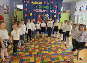 Dzień Babci i Dziadka u Biedronek.