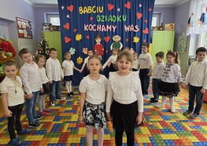 recytacja wierszy przez dzieci