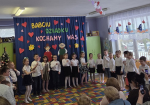 recytacja wierszy przez dzieci