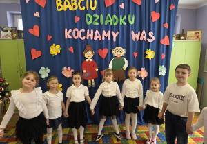 ilustracja ruchem piosenek dla dziadków