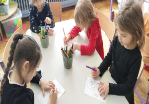 kolorujemy Bojka do naszego zeszytu projektowego