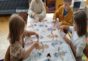 przyklejamy nasze strachy na wróble