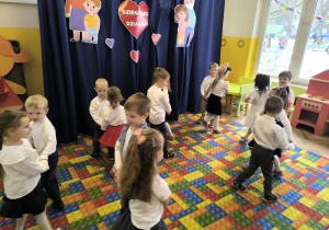 Występ dzieci z grupy Motylek