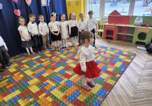 Występ dzieci z grupy Motylek