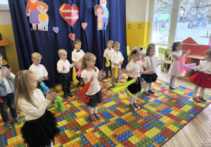 Występ dzieci z grupy Motylek