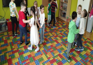 zabawa muzyczno-ruchowa