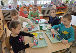 tworzenie kosmosu w słoiku