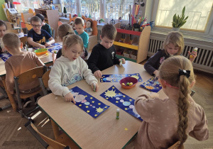 tworzenie układu słonecznego