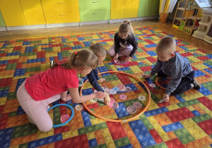 Kolorowe pączki - tworzenie par