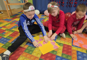 Połówki serc - zabawa