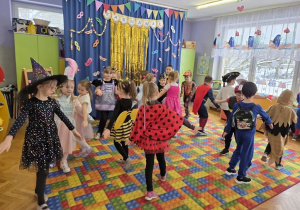 Zabawa karnawałowa u Biedronek