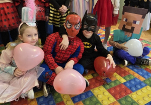 Pamiątkowe zdjęcie po balu