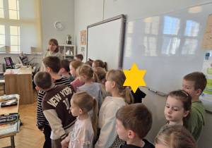 zapoznanie dzieci z salą lekcyjną