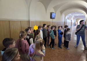 zapoznanie z salami lekcyjnymi