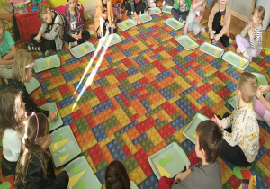 układanie obrazków z figur