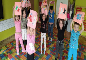 zabawa ,,Skarpetkowy zawrót głowy''