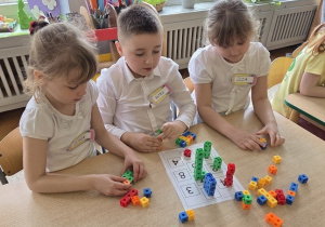 zadanie - uszereguj elementy