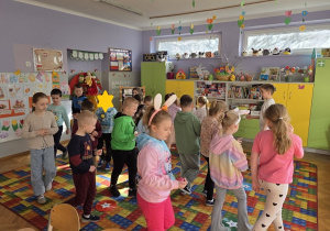 zabawa - kolorowe pisanki