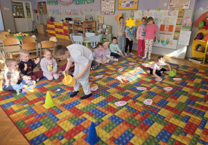 zabawa - wyścig z jajkiem