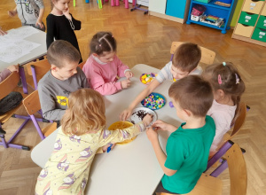 Projekt edukacyjny "Świetujemy! Freblujemy!" - tydzień 2