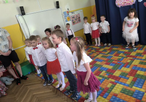 Grupa Motylki podczas występu