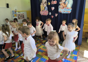 Grupa Motylki podczas występu