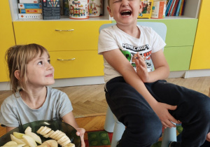 Motylki rozpoznają owoce za pomocą węchu, smaku i dotyku