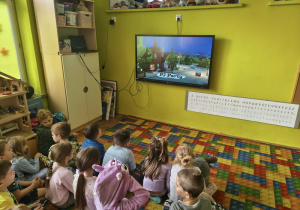 oglądamy bajkę ,,Bing i piżama party''