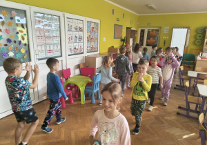 Pokaz mody piżamowej