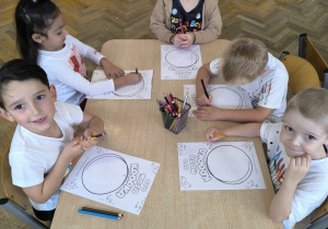 Dekorowanie kropki